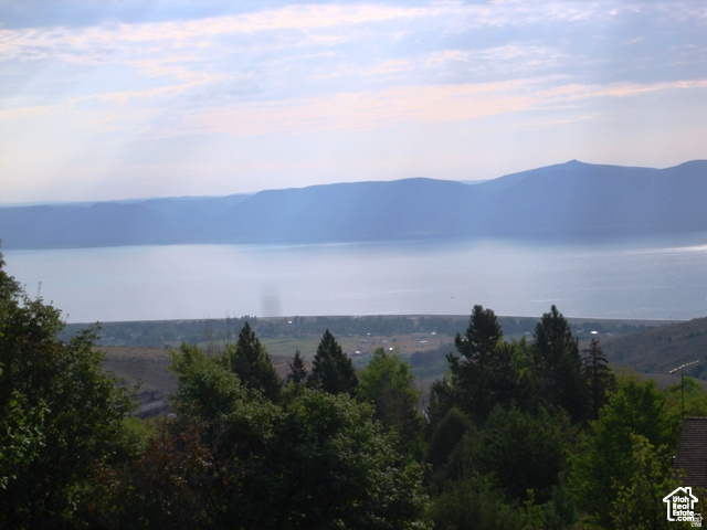 1041 S LAKEVIEW DR Garden City, UT 84028