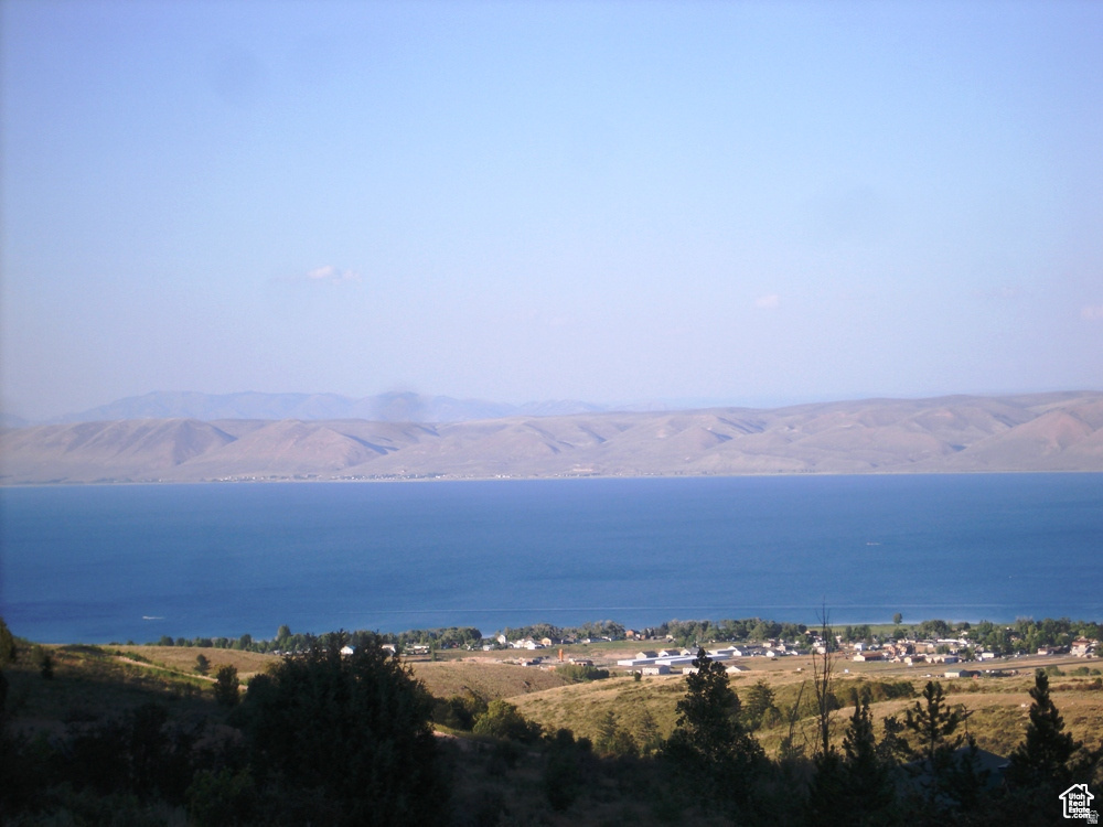 1041 S LAKEVIEW DR Garden City, UT 84028