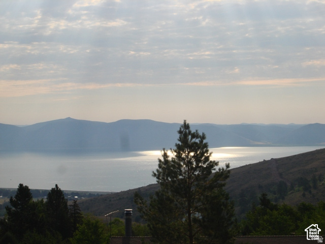 View photos for 1041 S Lakeview Dr 1041 S Lakeview Dr