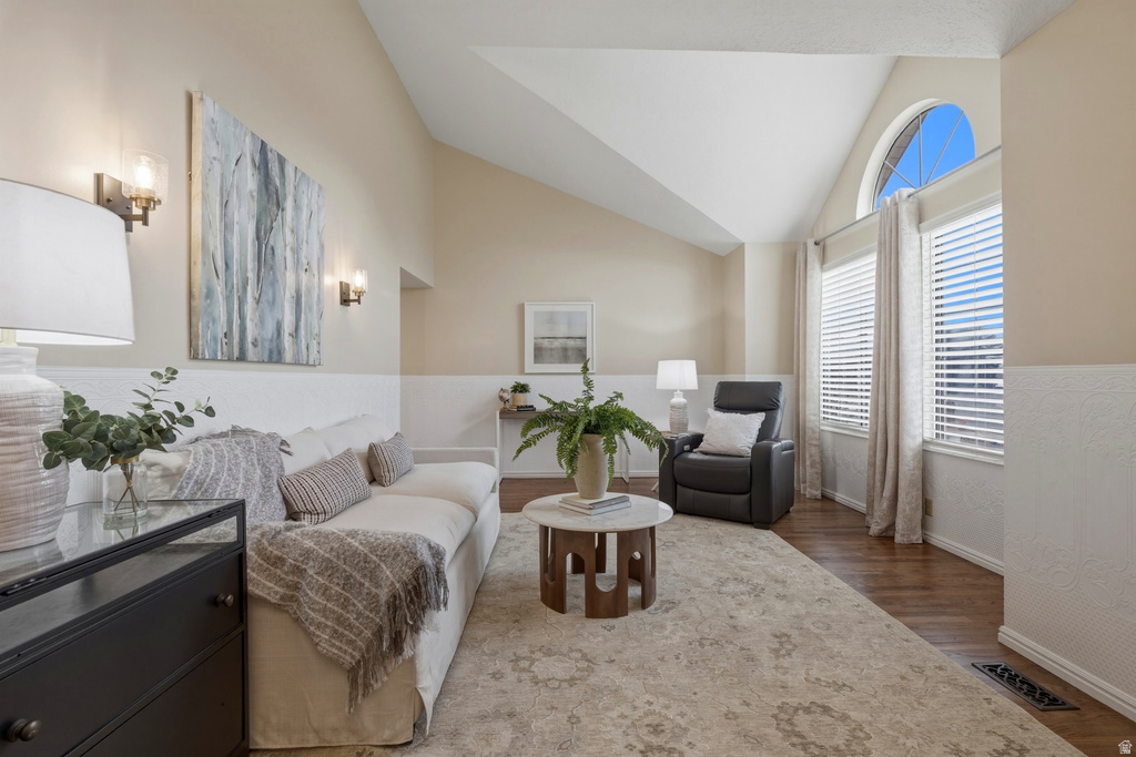 1087 W BARNES DR Kaysville, UT 84037