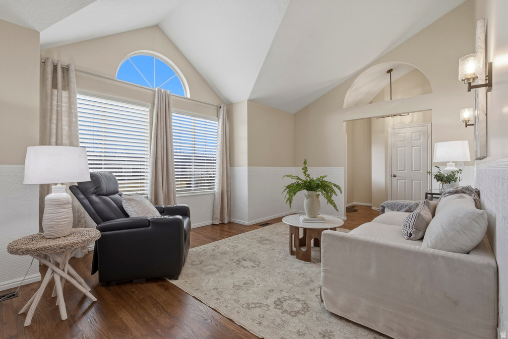 1087 W BARNES DR Kaysville, UT 84037