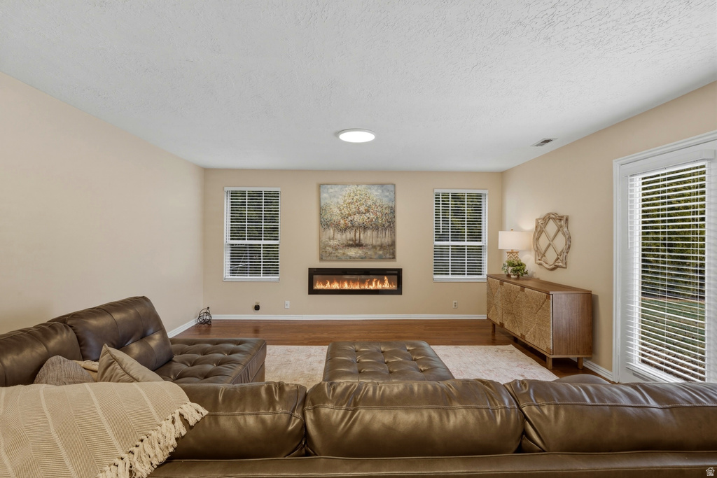 1087 W BARNES DR Kaysville, UT 84037