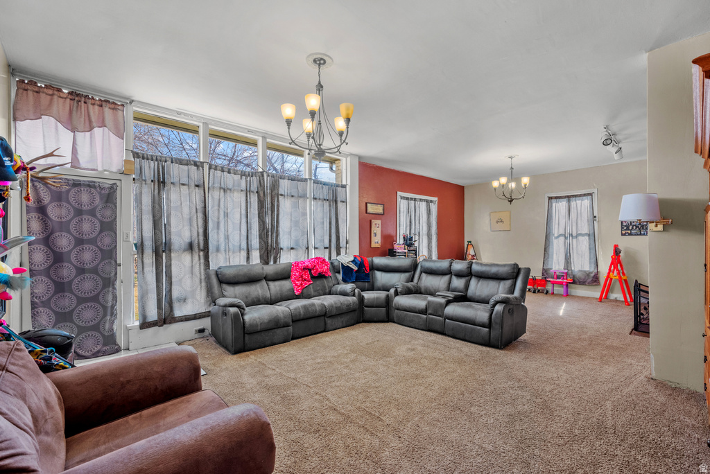 579 N GENEVA RD Provo, UT 84601