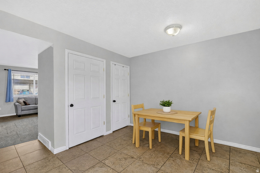 422 E 2050 N photo 3