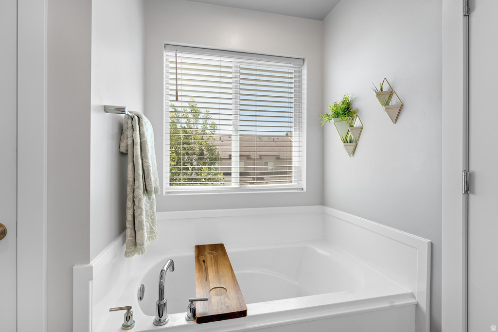 3074 S EDGEWATER LN Syracuse, UT 84075