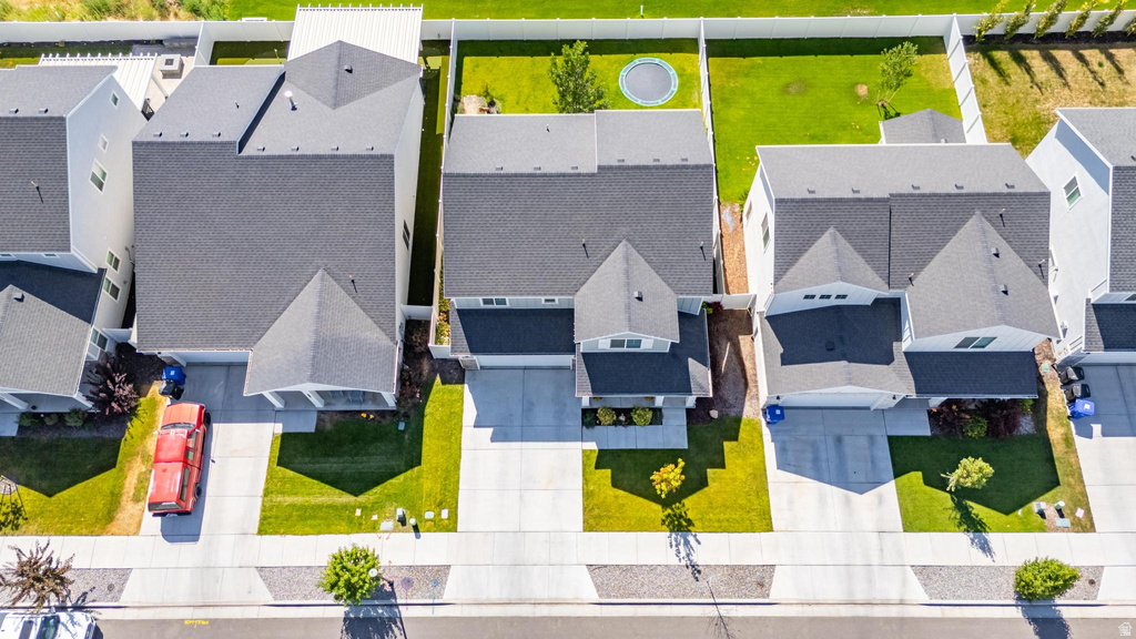 3074 S EDGEWATER LN Syracuse, UT 84075