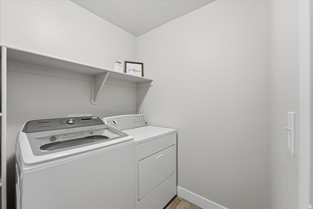 4182 N SLEEPING HOLLOW DR Eagle Mountain, UT 84005