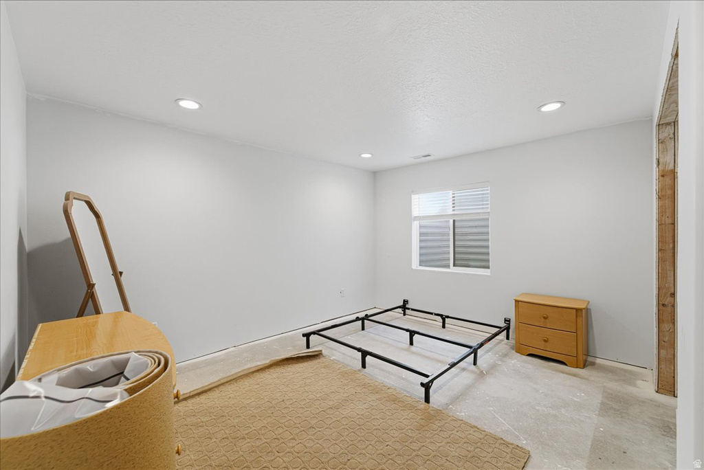 4182 N SLEEPING HOLLOW DR Eagle Mountain, UT 84005