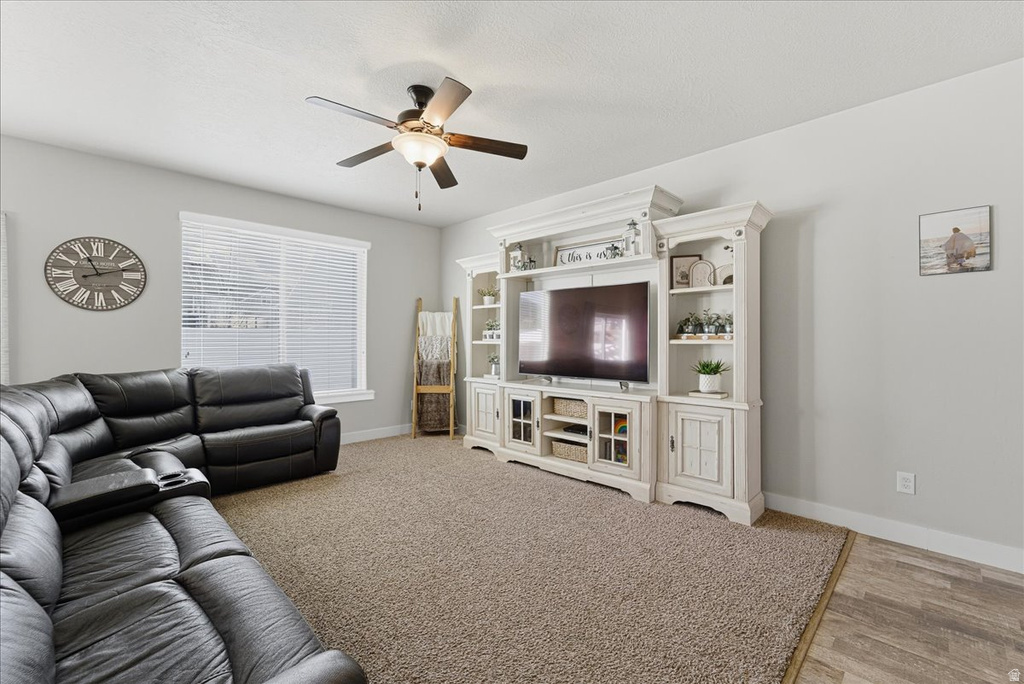 4182 N SLEEPING HOLLOW DR Eagle Mountain, UT 84005