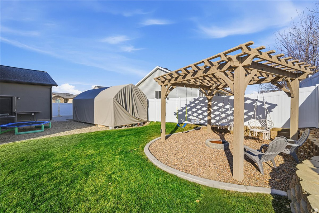 4182 N SLEEPING HOLLOW DR Eagle Mountain, UT 84005