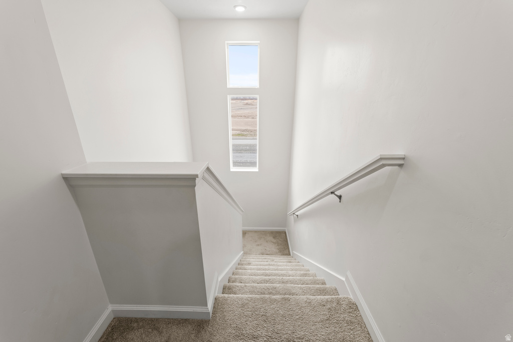 227 N RIVERSIDE DR Saratoga Springs, UT 84045