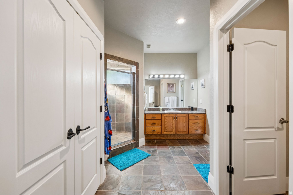 941 N SANDHURST DR Salt Lake City, UT 84103