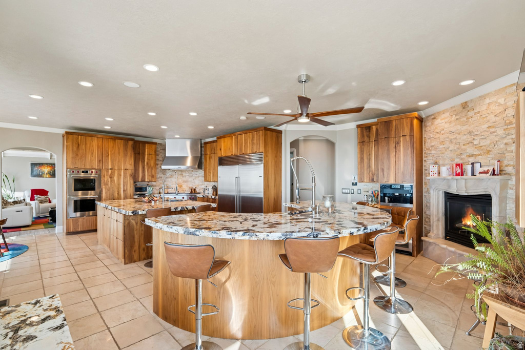 941 N SANDHURST DR Salt Lake City, UT 84103