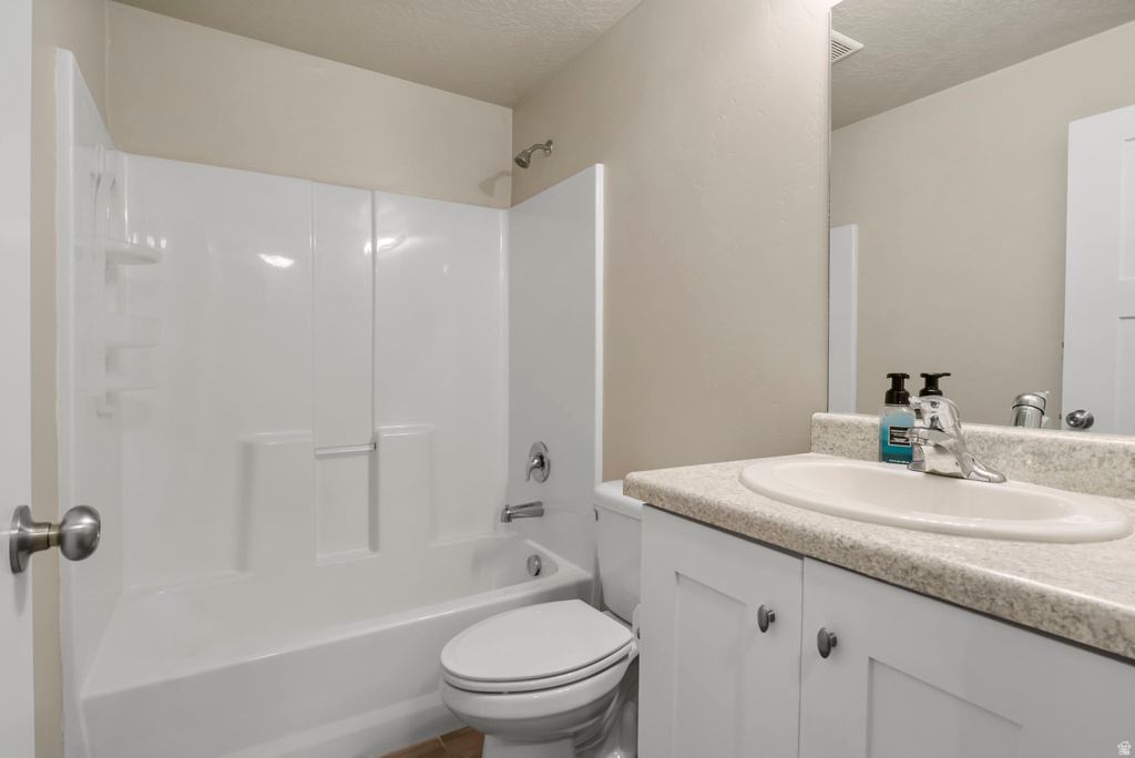 1383 N 200 E Nephi, UT 84648