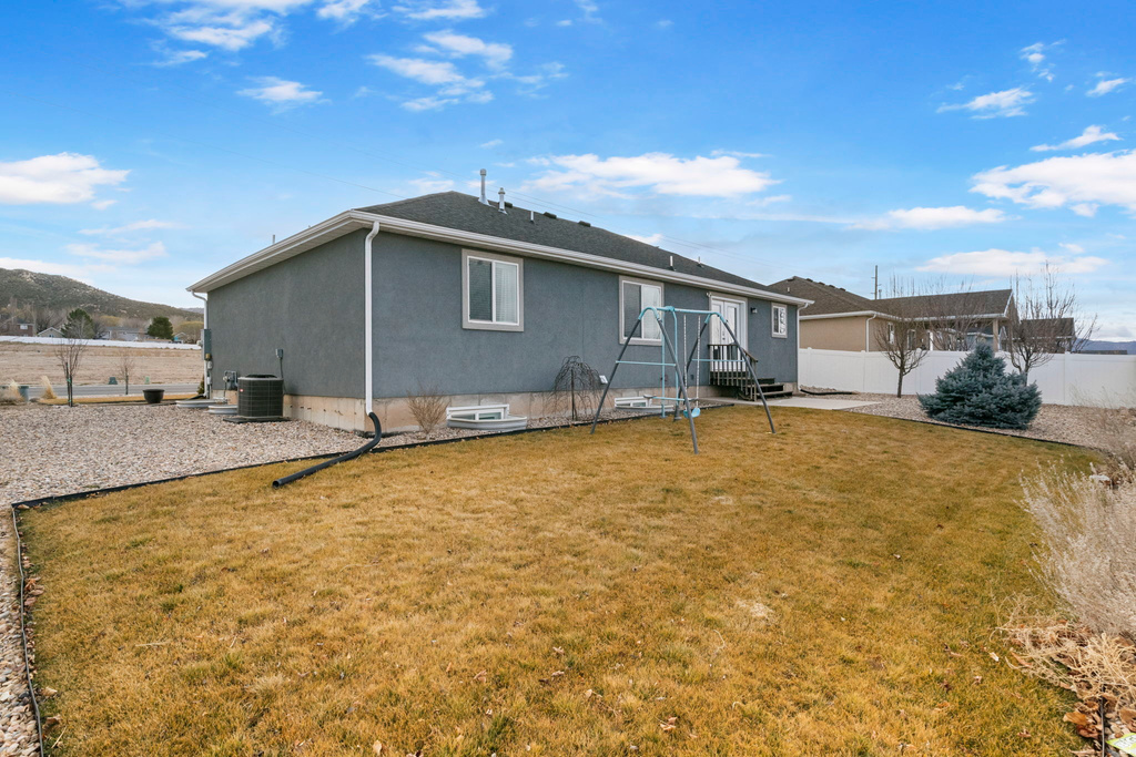 1383 N 200 E Nephi, UT 84648