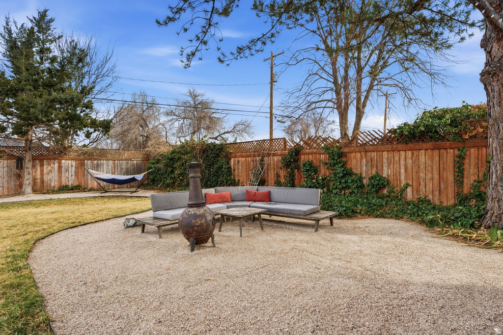 321 E 6240 S Murray, UT 84107