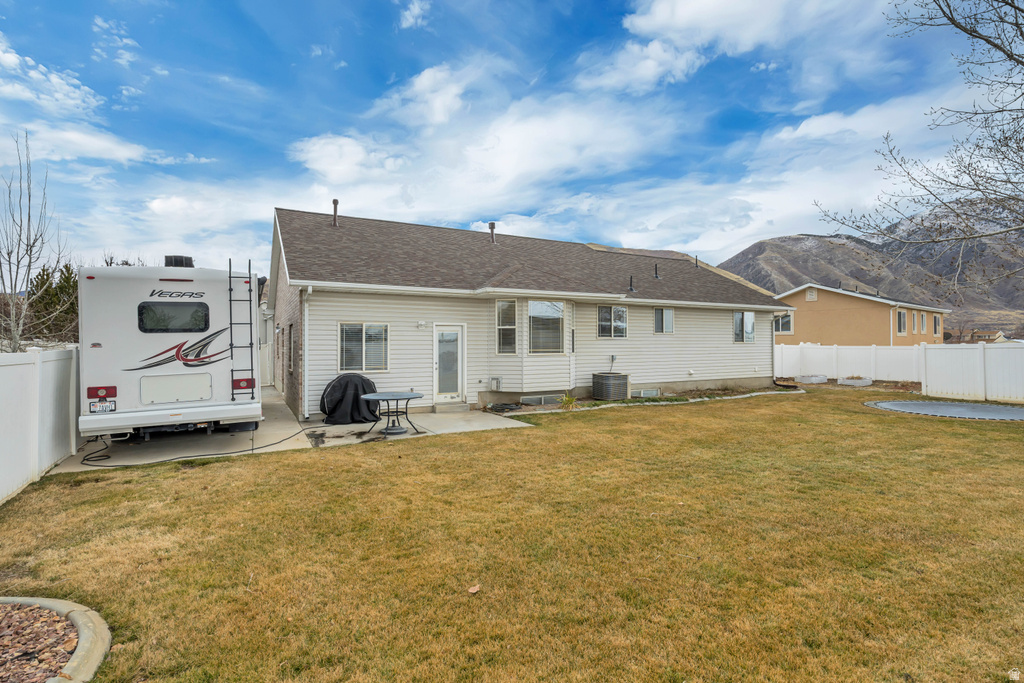 613 W SADDLEBROOK DR Payson, UT 84651