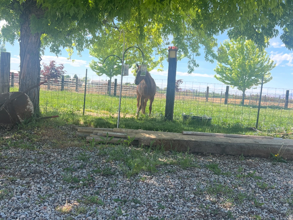 5015 S 6700 W Hooper, UT 84315