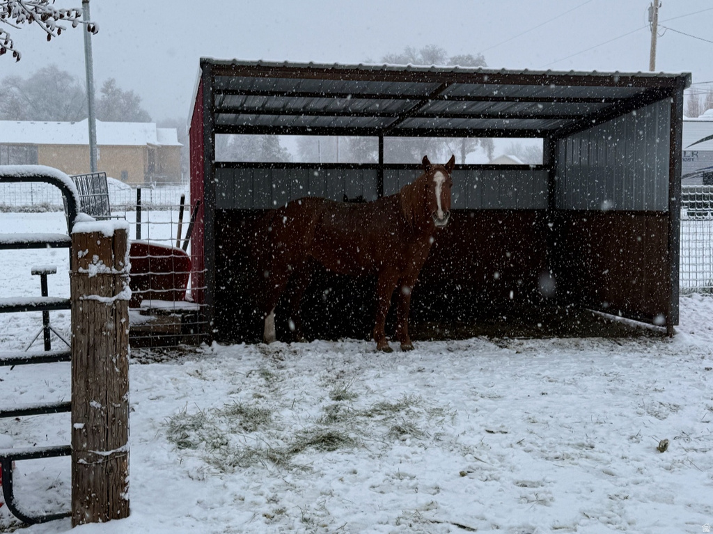 5015 S 6700 W Hooper, UT 84315