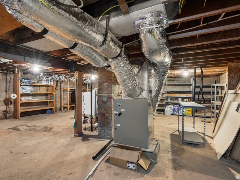 5015 S 6700 W Hooper, UT 84315