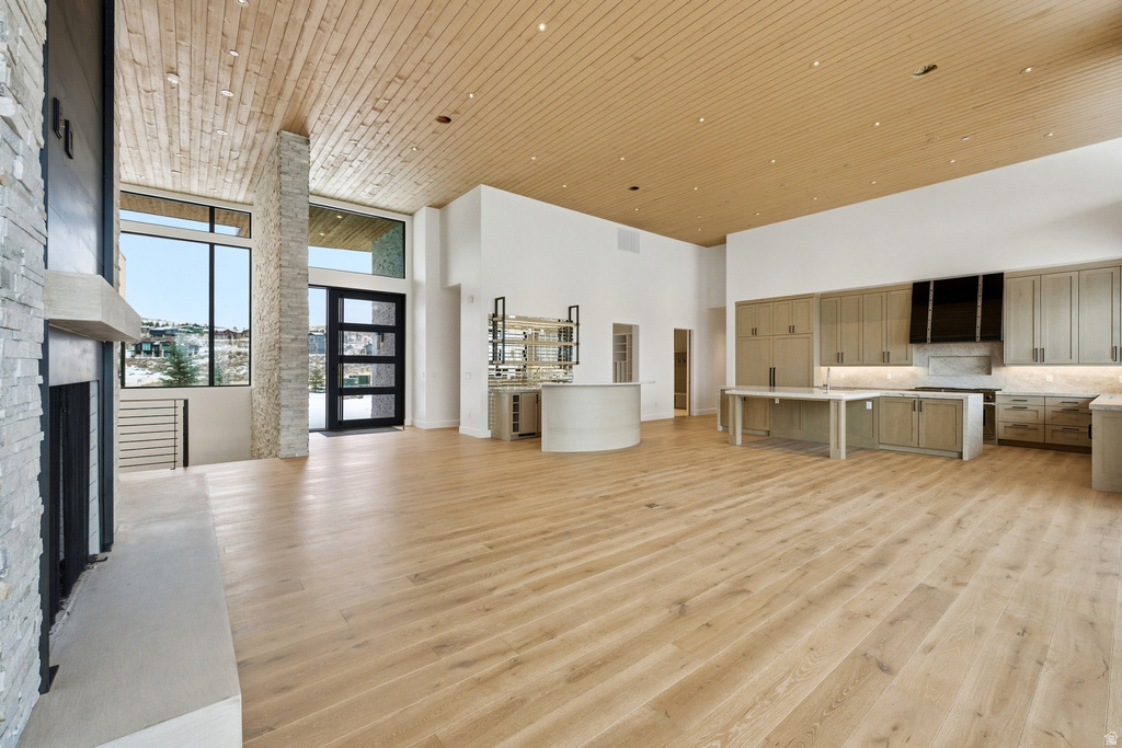 8833 SUN SPARK CT Park City, UT 84098