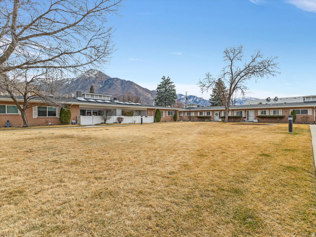 2286 E CARRIAGE LN #85 Holladay, UT 84117