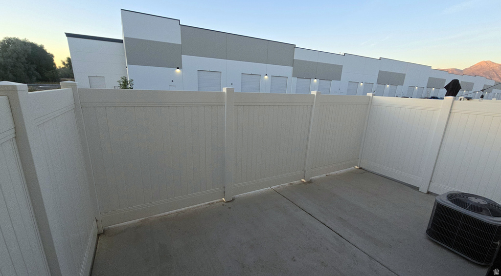 1048 E SCUTTLEBUTT LN Saratoga Springs, UT 84045