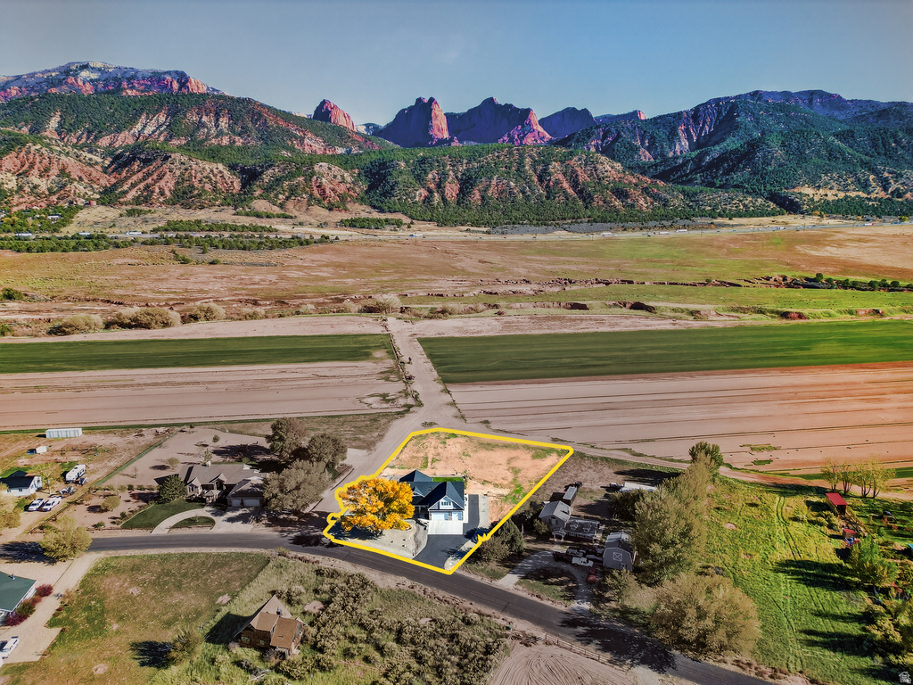 401 S 3430 E New Harmony, UT 84757