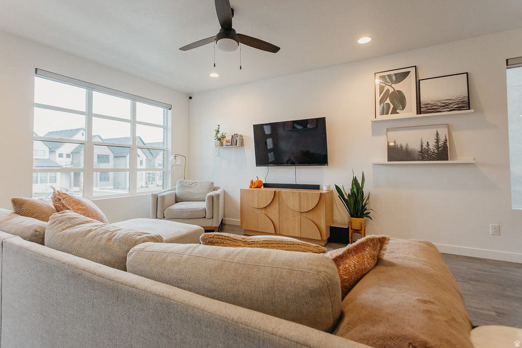 2420 N ALESUND WAY Lehi, UT 84043