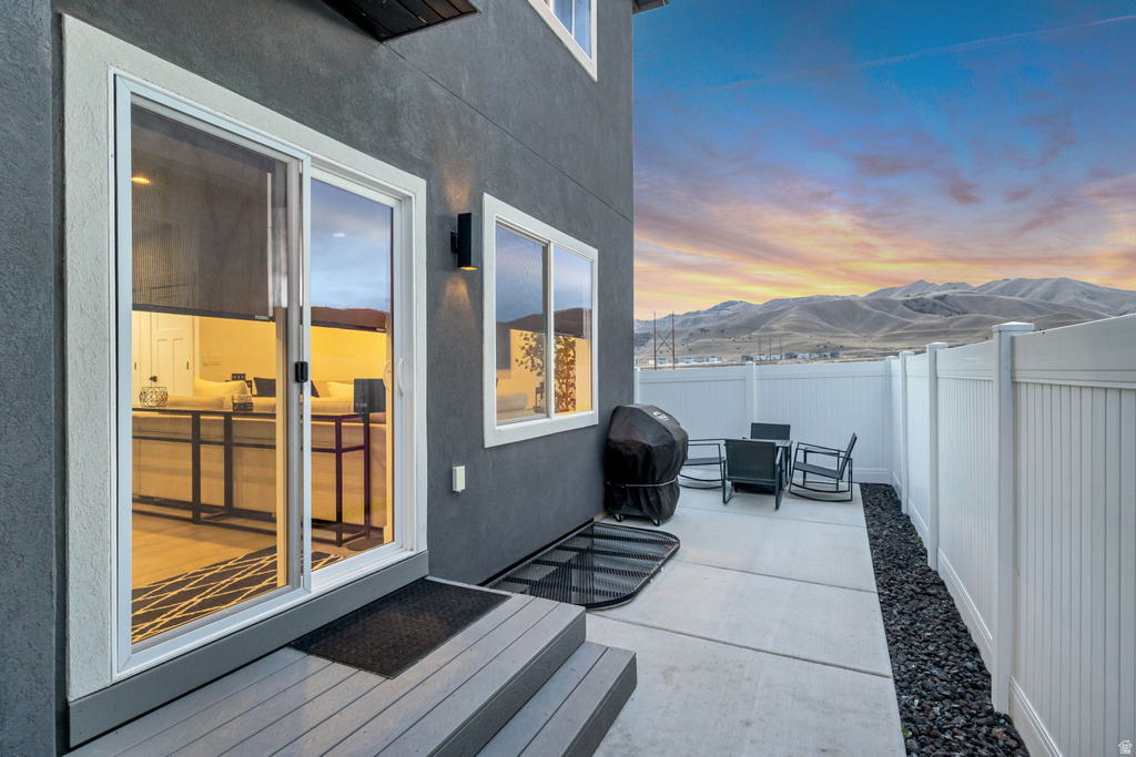 4948 E LAKE CORNER DR Eagle Mountain, UT 84005