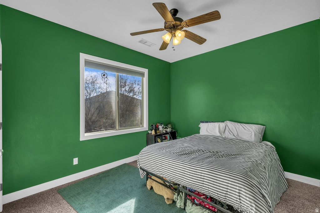 2551 S HONEY BEE CIR Washington, UT 84780