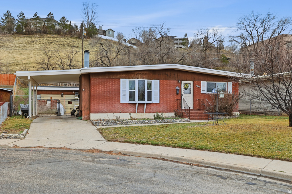 1000 TANEY LN Pocatello, ID 83201