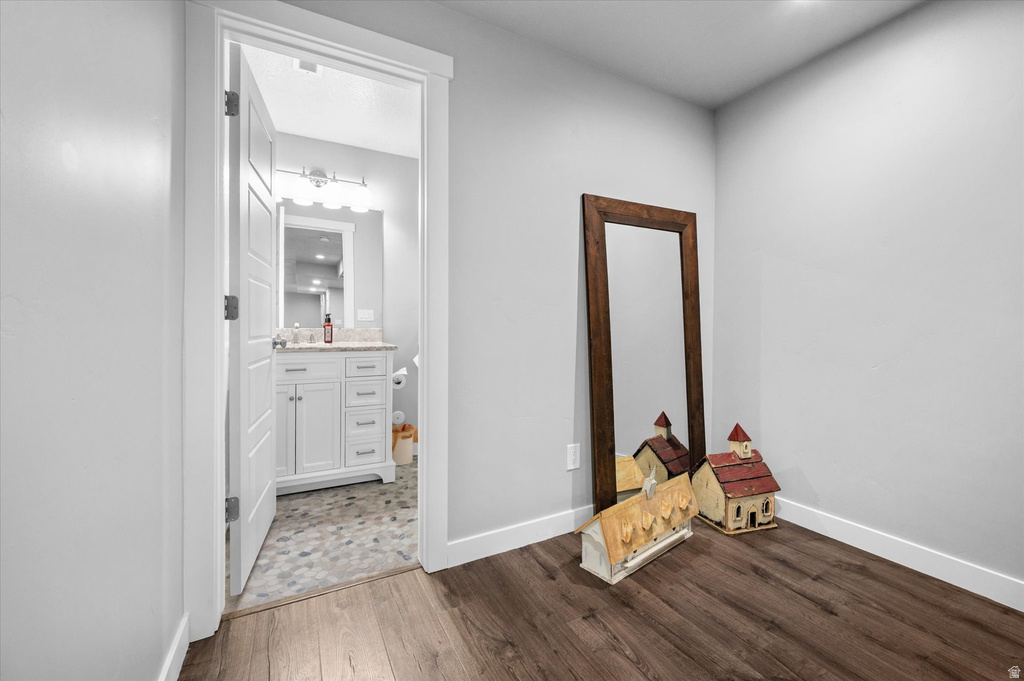 1443 W 550 S Syracuse, UT 84075