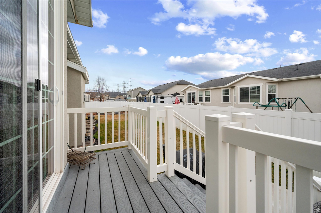 1443 W 550 S Syracuse, UT 84075