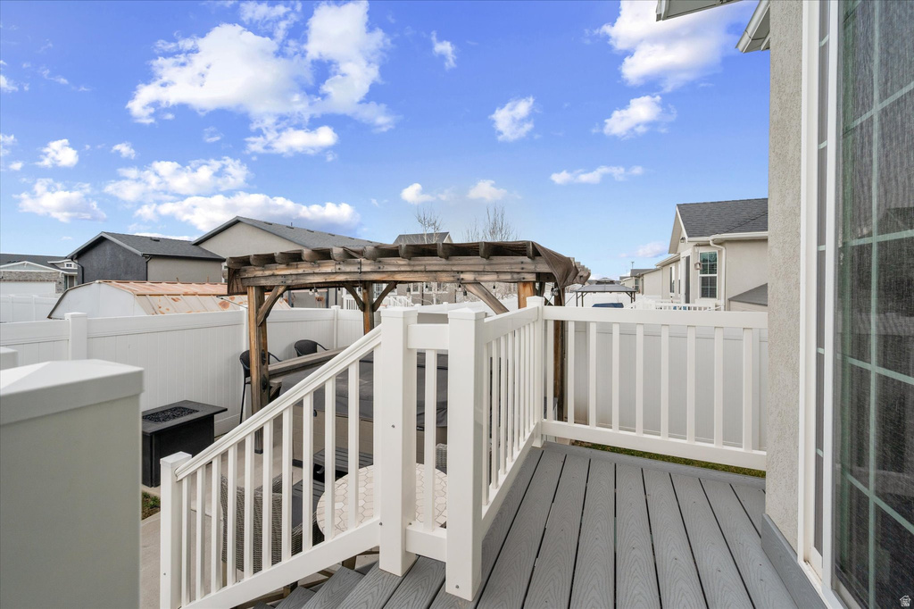 1443 W 550 S Syracuse, UT 84075