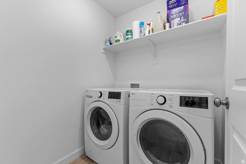 1713 E BISON DR Eagle Mountain, UT 84005