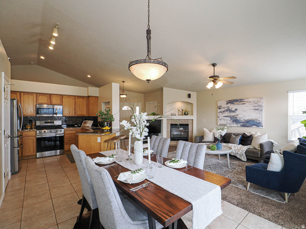 5975 S RIDGE FLOWER WAY Salt Lake City, UT 84118