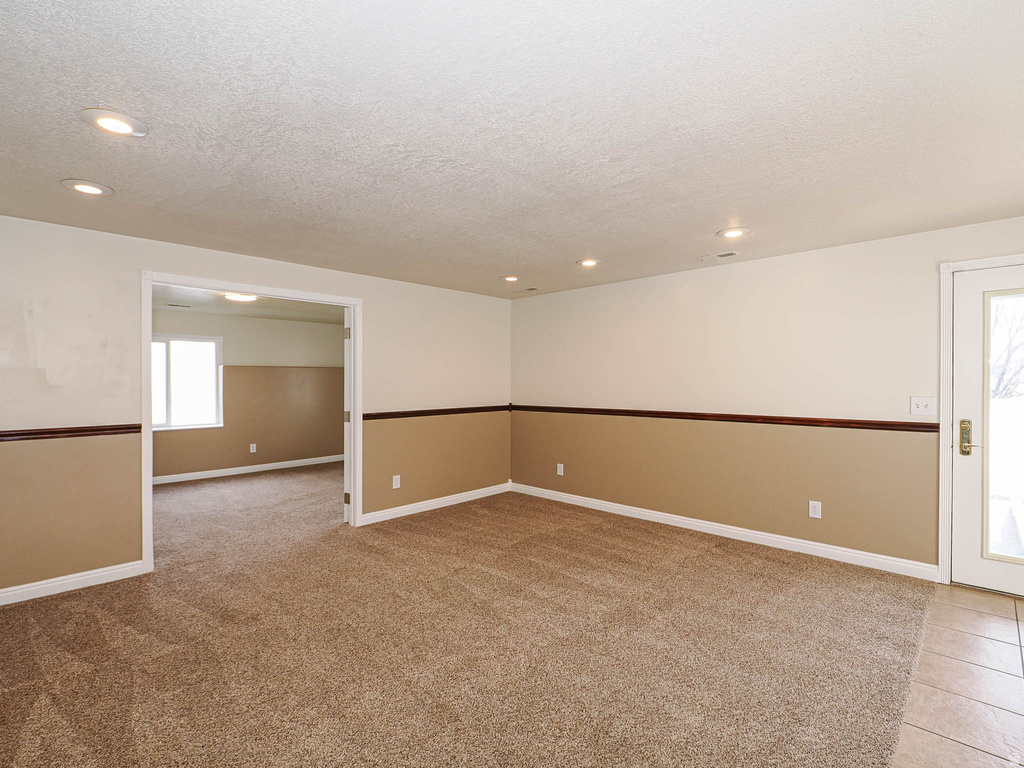 5975 S RIDGE FLOWER WAY Salt Lake City, UT 84118