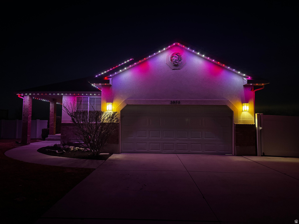 5975 S RIDGE FLOWER WAY Salt Lake City, UT 84118