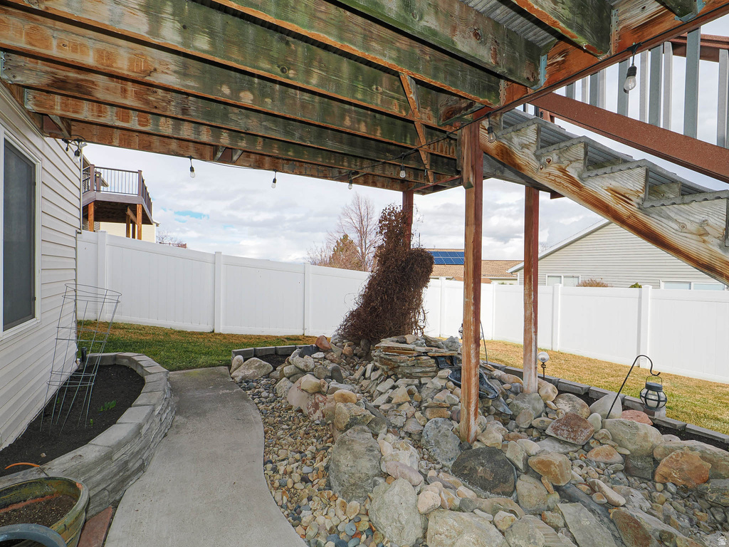 5975 S RIDGE FLOWER WAY Salt Lake City, UT 84118