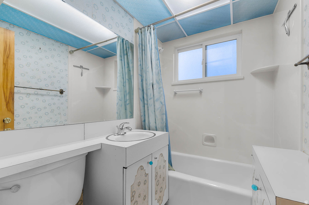 2842 E 7375 S Cottonwood Heights, UT 84121