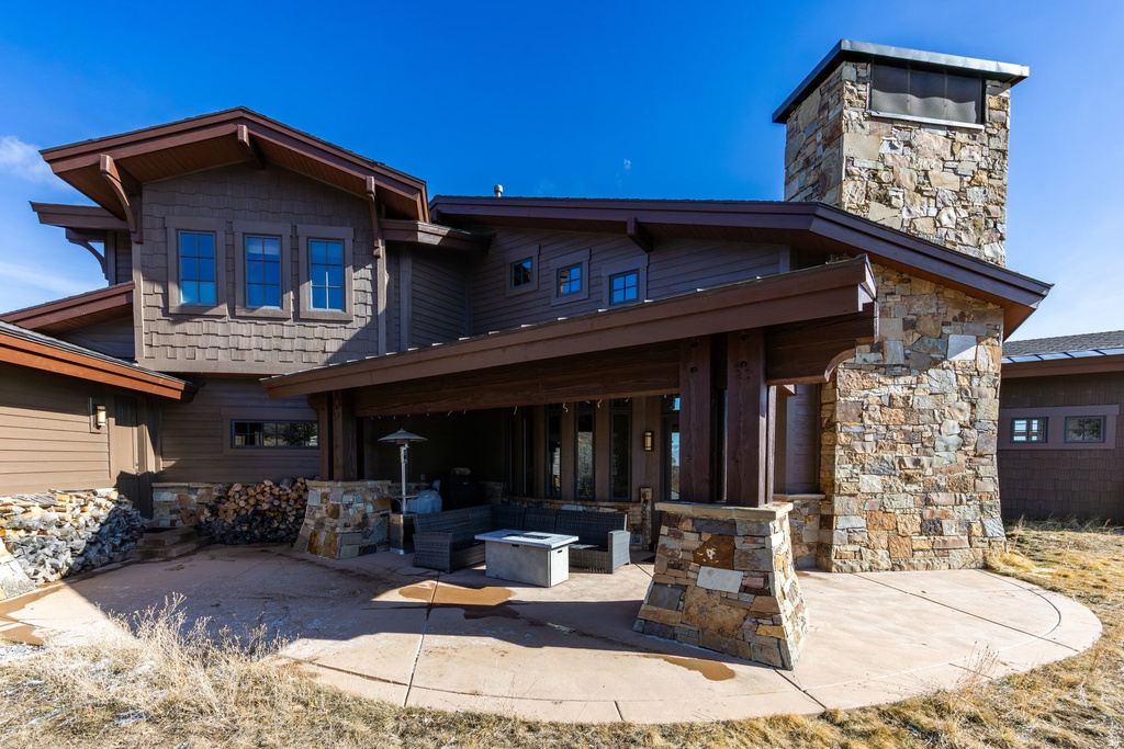 8425 SUNRISE LOOP Park City, UT 84098