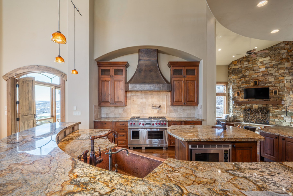 8425 SUNRISE LOOP Park City, UT 84098