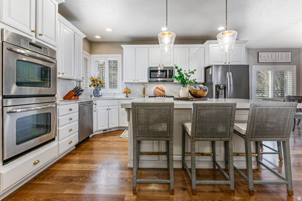 3285 W BLACK HAWK DR South Jordan, UT 84095