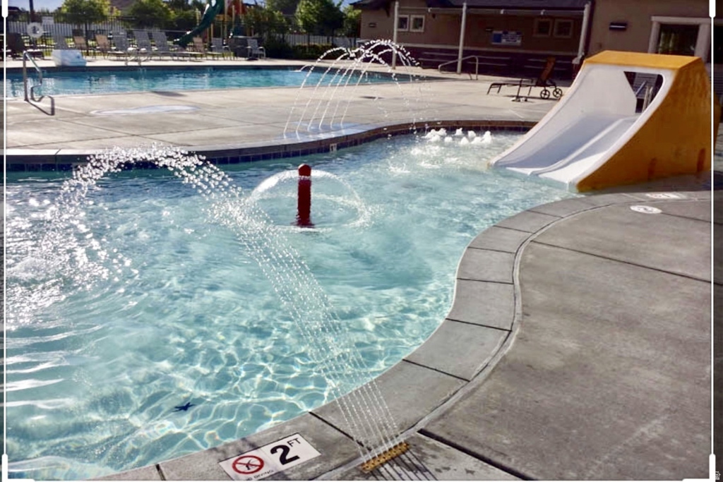 3285 W BLACK HAWK DR South Jordan, UT 84095