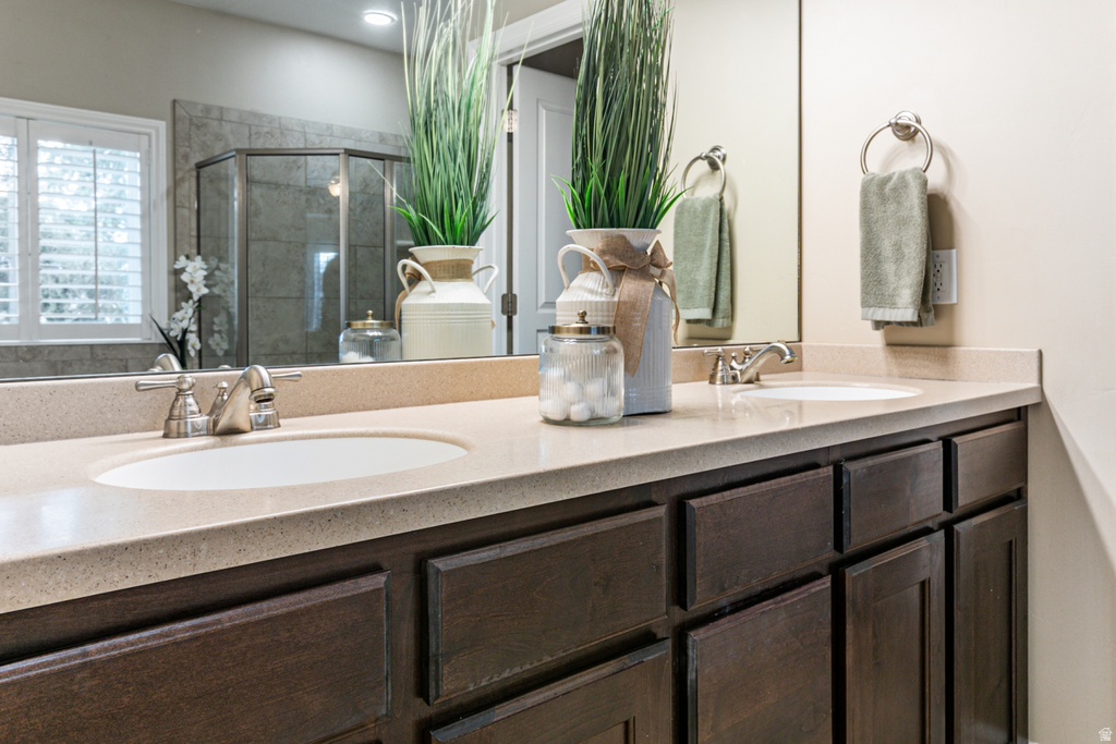 3285 W BLACK HAWK DR South Jordan, UT 84095