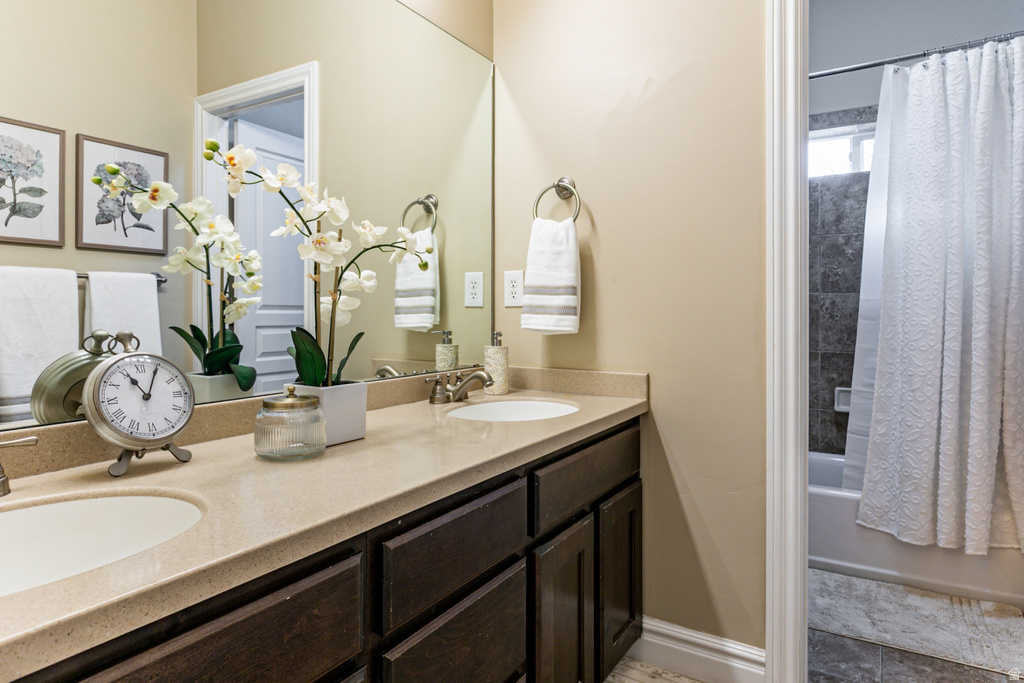 3285 W BLACK HAWK DR South Jordan, UT 84095