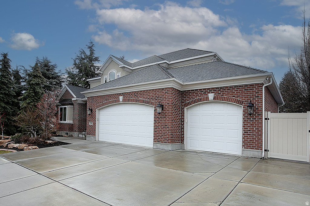 3285 W BLACK HAWK DR South Jordan, UT 84095