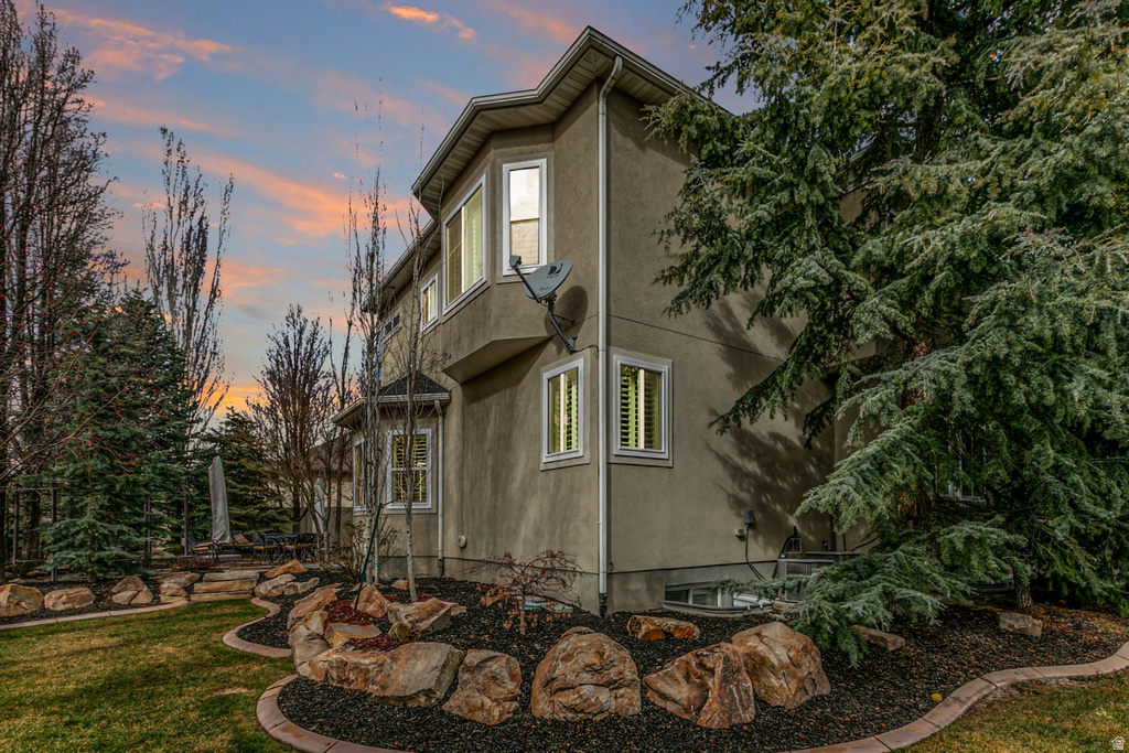 3285 W BLACK HAWK DR South Jordan, UT 84095