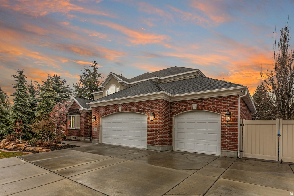 3285 W BLACK HAWK DR South Jordan, UT 84095